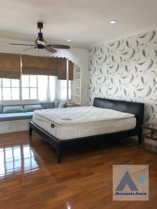 7  3 br House For Rent in Bang Na ,Bangkok BTS Bearing at Fantasia Villa 3  AA36258