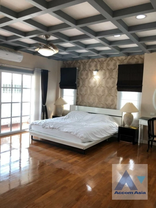 6  3 br House For Rent in Bang Na ,Bangkok BTS Bearing at Fantasia Villa 3  AA36258