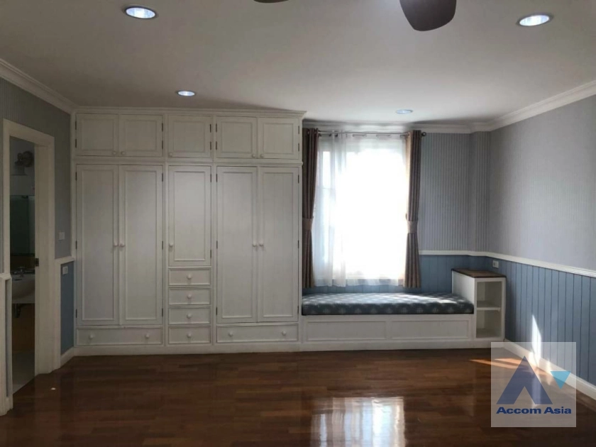 10  3 br House For Rent in Bang Na ,Bangkok BTS Bearing at Fantasia Villa 3  AA36258