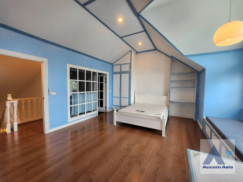 22  3 br Townhouse for rent and sale in Bang Na ,Bangkok BTS Bearing at Fantasia Villa 2 AA36262