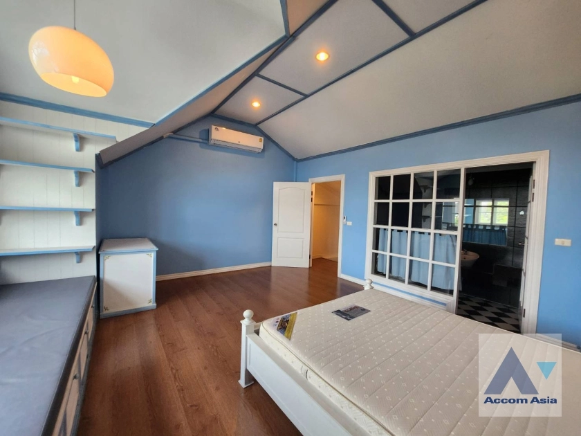 23  3 br Townhouse for rent and sale in Bang Na ,Bangkok BTS Bearing at Fantasia Villa 2 AA36262