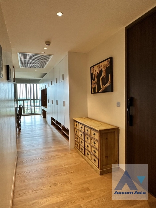 8  2 br Condominium for rent and sale in Sathorn ,Bangkok MRT Lumphini at Supreme Legend AA36265