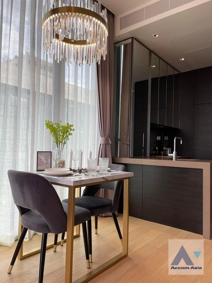  1  1 br Condominium For Rent in Ploenchit ,Bangkok BTS Chitlom at 28 Chidlom AA36271