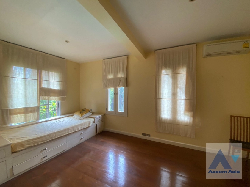 14  6 br House for rent and sale in Phaholyothin ,Bangkok  AA36278