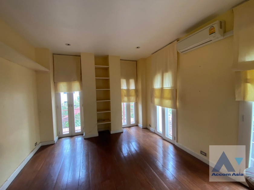 13  6 br House for rent and sale in Phaholyothin ,Bangkok  AA36278