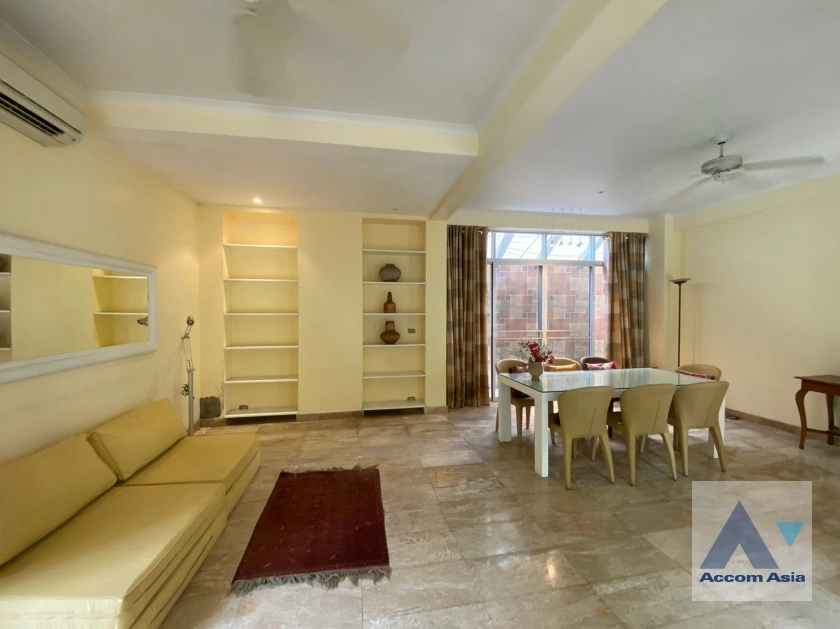  1  6 br House for rent and sale in Phaholyothin ,Bangkok  AA36278