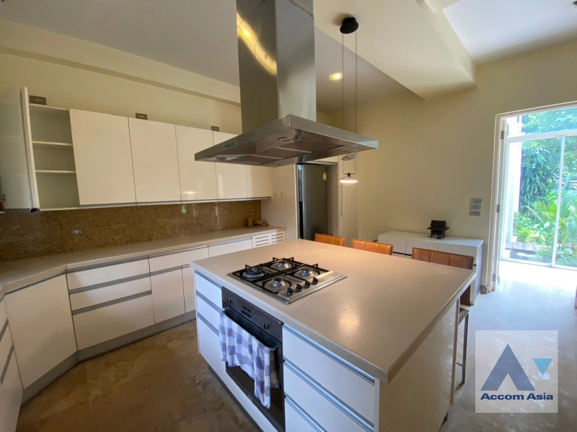 6  6 br House for rent and sale in Phaholyothin ,Bangkok  AA36278