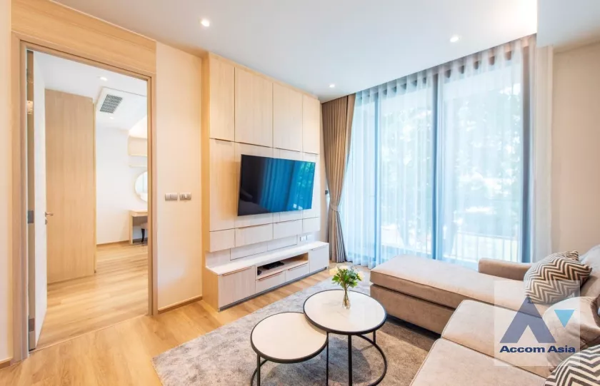  1 Bedroom  Apartment For Rent in Bangna, Bangkok  near BTS Bang Na (AA36282)