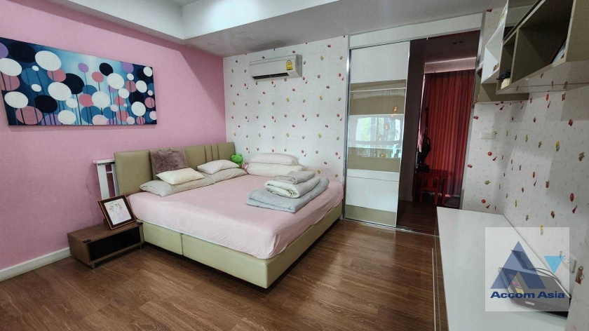 18  3 br House for rent and sale in Sukhumvit ,Bangkok BTS On Nut at Bless Town AA36323