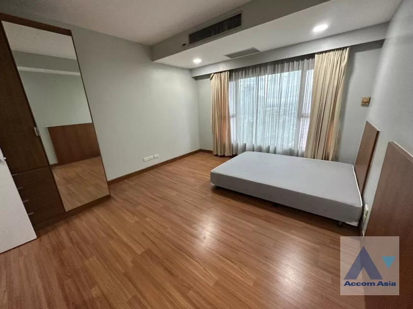 10  2 br Condominium for rent and sale in Sathorn ,Bangkok BRT Thanon Chan at Baan Nonzee AA36340