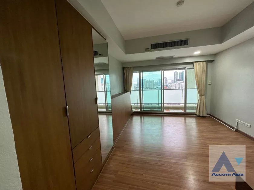 12  2 br Condominium for rent and sale in Sathorn ,Bangkok BRT Thanon Chan at Baan Nonzee AA36340