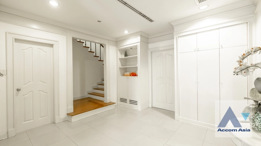 unitFully Furnished |  4 Bedrooms  House For Rent in Sukhumvit, Bangkok  near BTS Thong Lo (AA36345)