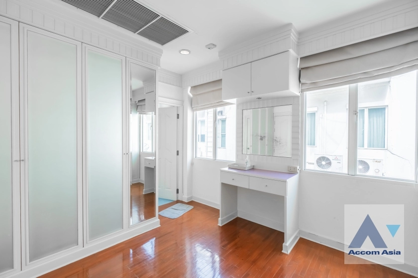 24  4 br House For Rent in Sukhumvit ,Bangkok BTS Thong Lo at Baan Klang Krung Thonglor AA36345