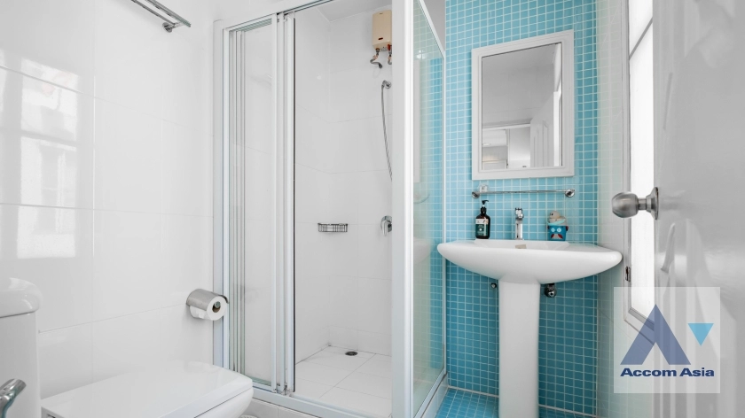 25  4 br House For Rent in Sukhumvit ,Bangkok BTS Thong Lo at Baan Klang Krung Thonglor AA36345