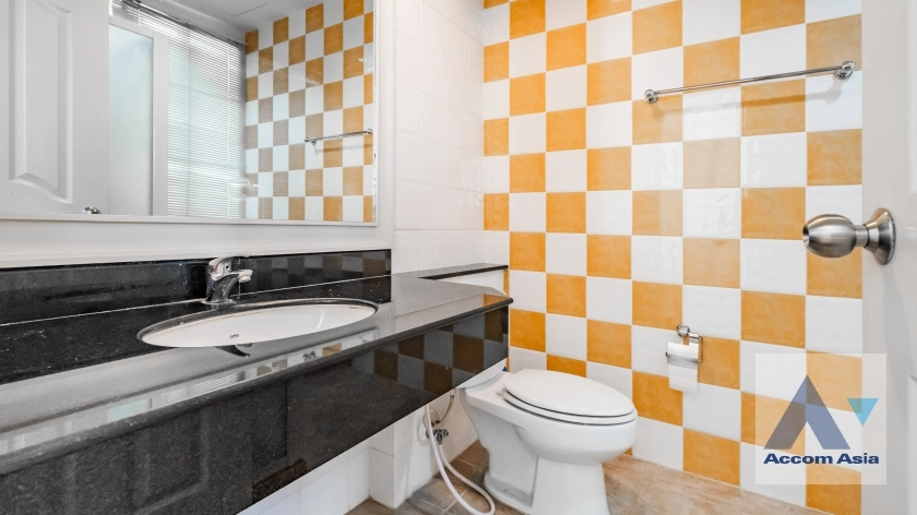 36  4 br House For Rent in Sukhumvit ,Bangkok BTS Thong Lo at Baan Klang Krung Thonglor AA36345