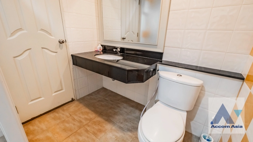 37  4 br House For Rent in Sukhumvit ,Bangkok BTS Thong Lo at Baan Klang Krung Thonglor AA36345