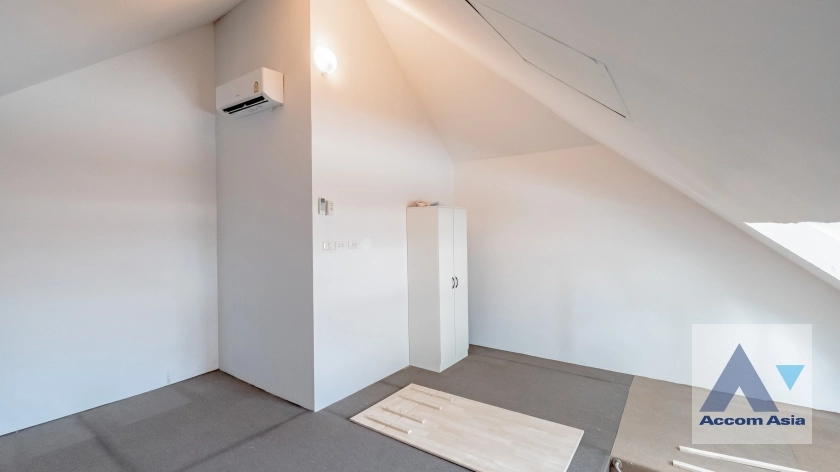 40  4 br House For Rent in Sukhumvit ,Bangkok BTS Thong Lo at Baan Klang Krung Thonglor AA36345