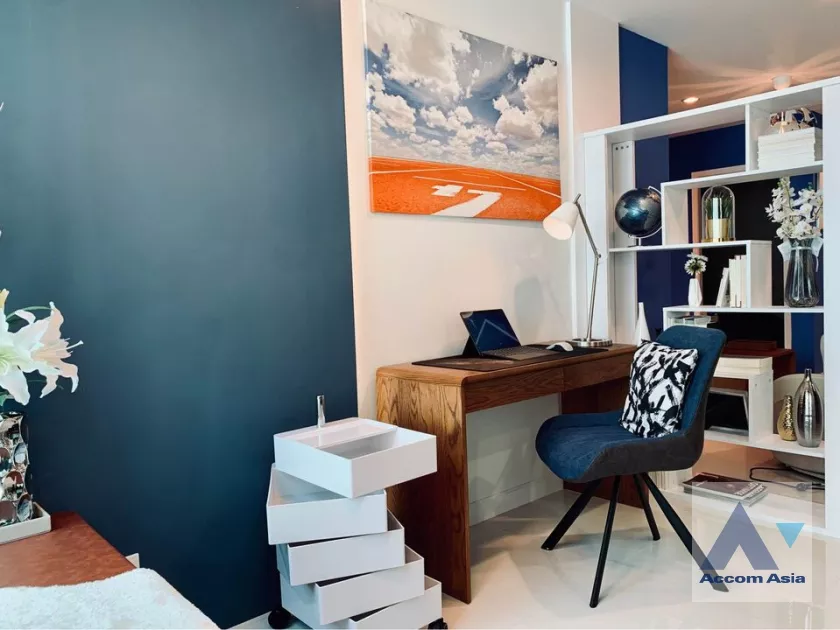 10  2 br Condominium For Rent in Sukhumvit ,Bangkok MRT Phetchaburi at Sukhumvit Living Town AA36346