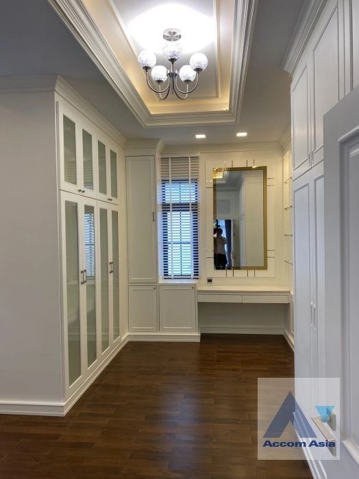 8  4 br House for rent and sale in Pattanakarn ,Bangkok BTS Udomsuk at The Palazzo Srinakarin AA36349