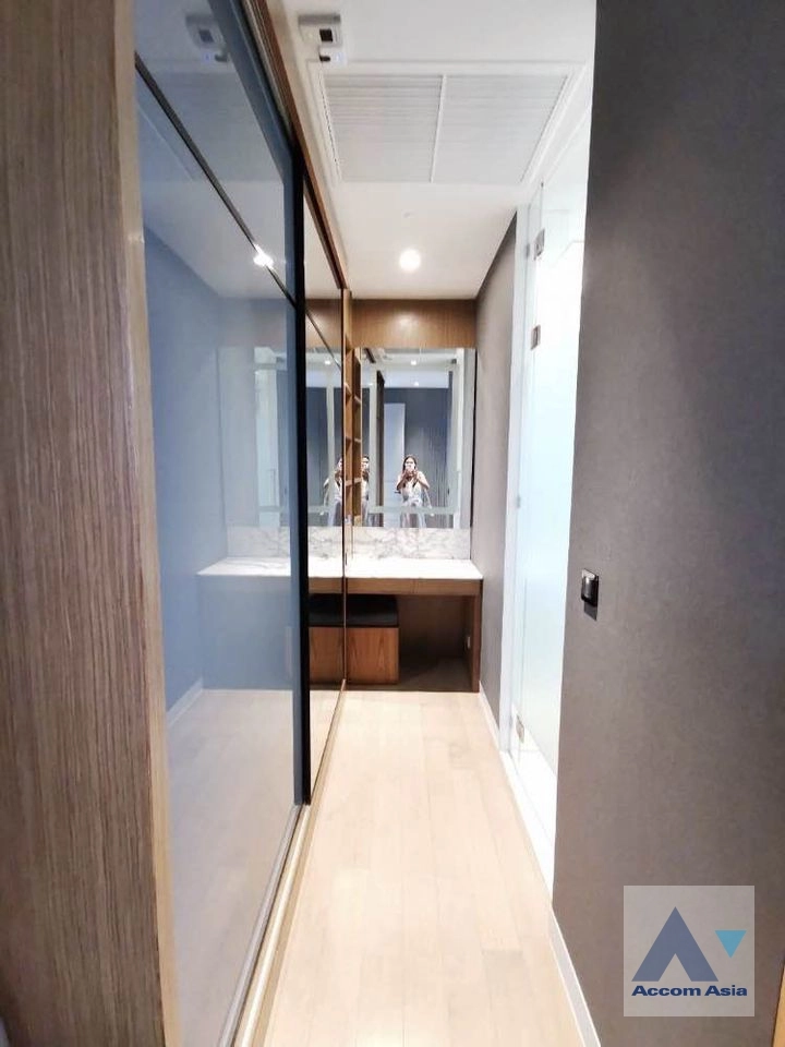 9  2 br Condominium For Sale in Sukhumvit ,Bangkok BTS Phrom Phong at Vittorio Sukhumvit 39 AA36351