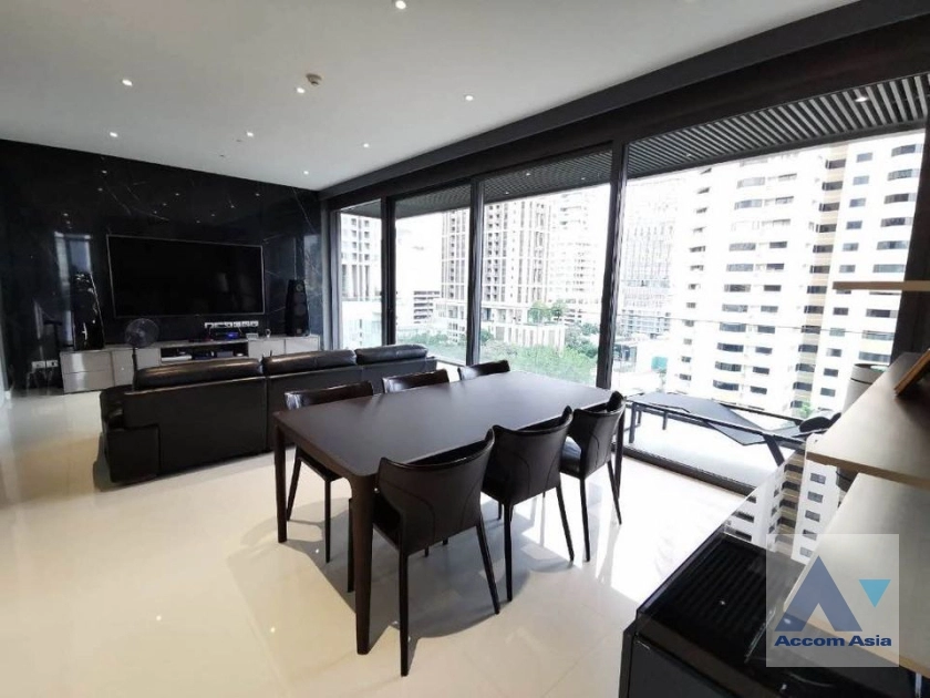 5  2 br Condominium For Sale in Sukhumvit ,Bangkok BTS Phrom Phong at Vittorio Sukhumvit 39 AA36351