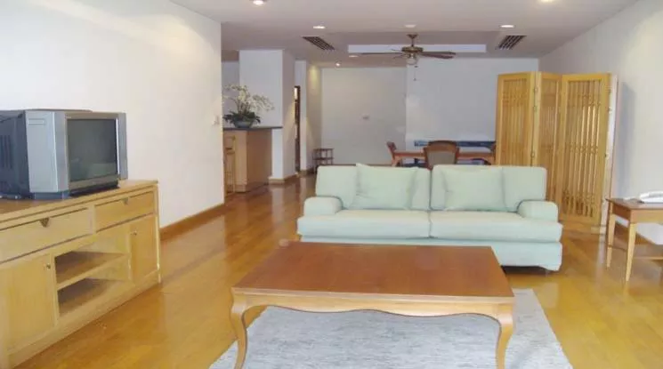  Greenery area in CBD Apartment  3 Bedroom for Rent BTS Thong Lo in Sukhumvit Bangkok