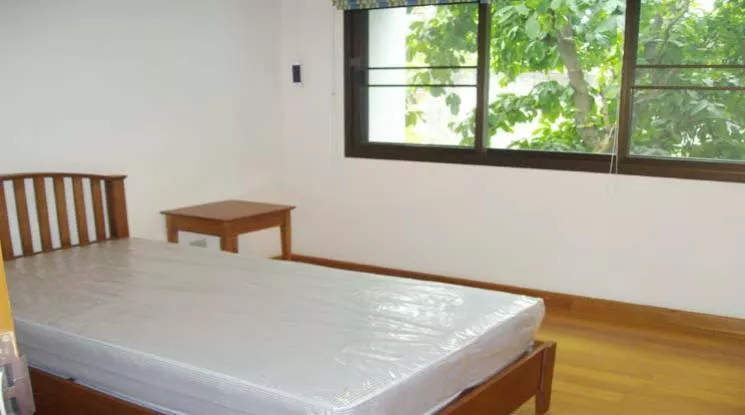 7  3 br Apartment For Rent in Sukhumvit ,Bangkok BTS Thong Lo at Greenery area in CBD 25057