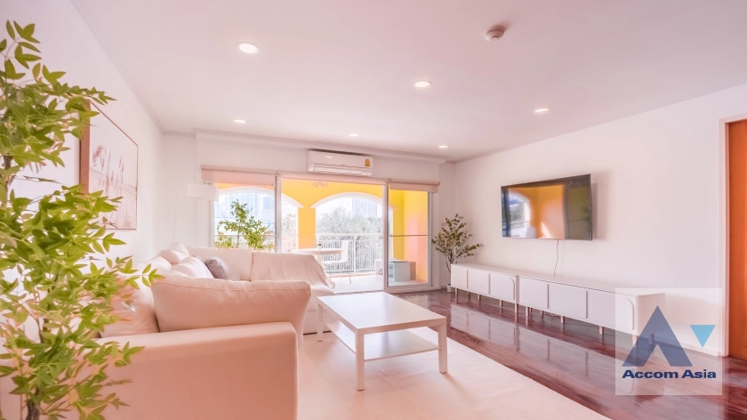  3 Bedrooms  Condominium For Rent & Sale in Sukhumvit, Bangkok  near BTS Thong Lo (AA36363)