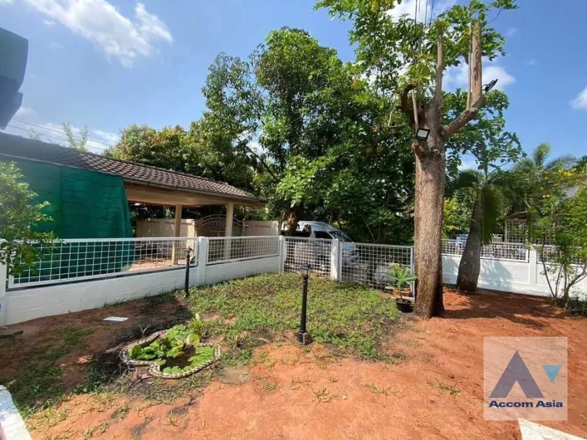 13  3 br House For Sale in Pattanakarn ,Bangkok ARL Ban Thap Chang AA36368