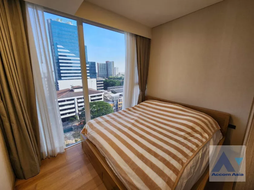 unit 2 Bedrooms  Condominium For Rent in Sukhumvit, Bangkok  near BTS Ekkamai (AA36373)