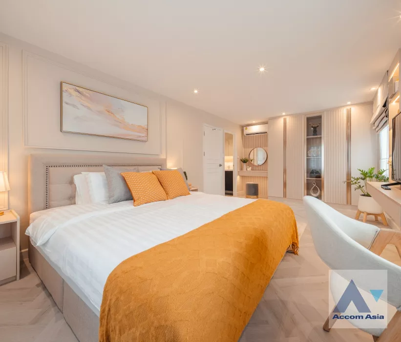 8  2 br Condominium for rent and sale in Sathorn ,Bangkok BTS Chong Nonsi - BRT Nararam 3 at Fortune Condo Town AA36382