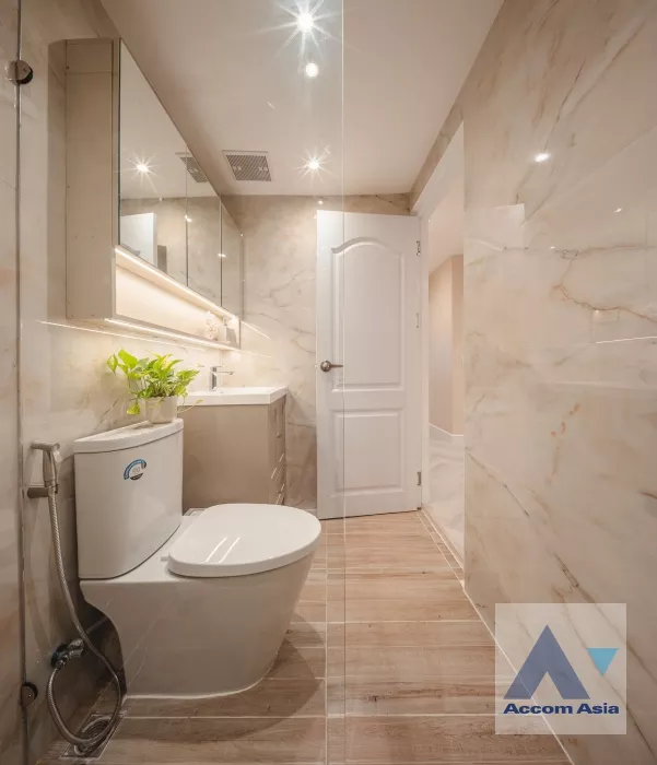 12  2 br Condominium for rent and sale in Sathorn ,Bangkok BTS Chong Nonsi - BRT Nararam 3 at Fortune Condo Town AA36382