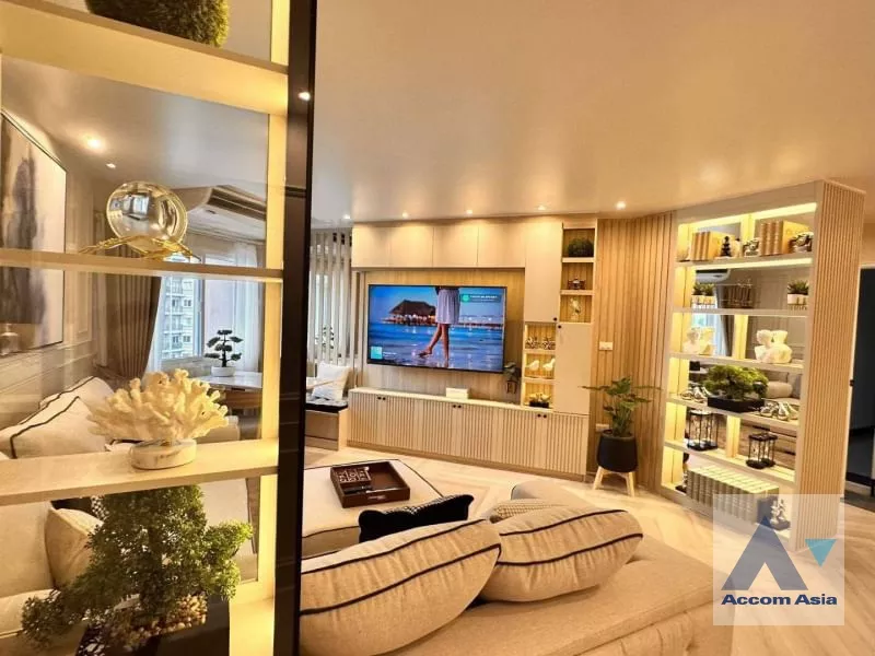  2  3 br Condominium For Rent in Sathorn ,Bangkok BTS Chong Nonsi - BRT Nararam 3 at Fortune Condo Town AA36383