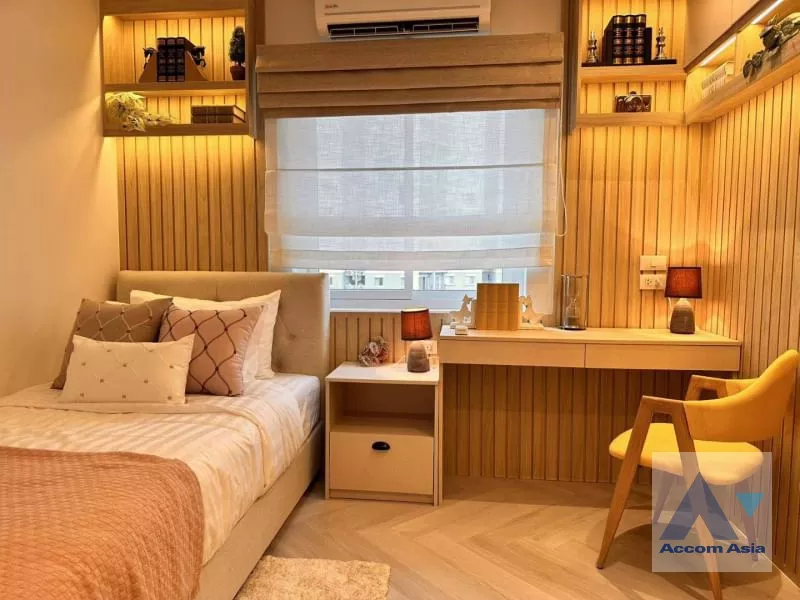  1  3 br Condominium For Rent in Sathorn ,Bangkok BTS Chong Nonsi - BRT Nararam 3 at Fortune Condo Town AA36383