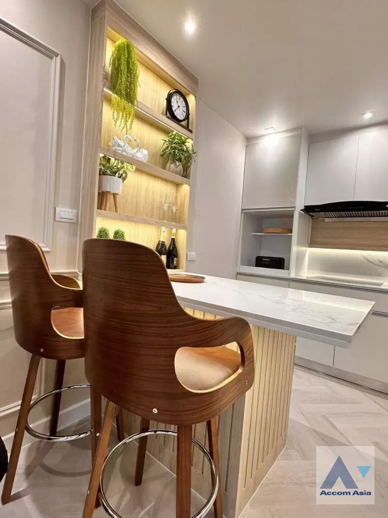 8  3 br Condominium For Rent in Sathorn ,Bangkok BTS Chong Nonsi - BRT Nararam 3 at Fortune Condo Town AA36383