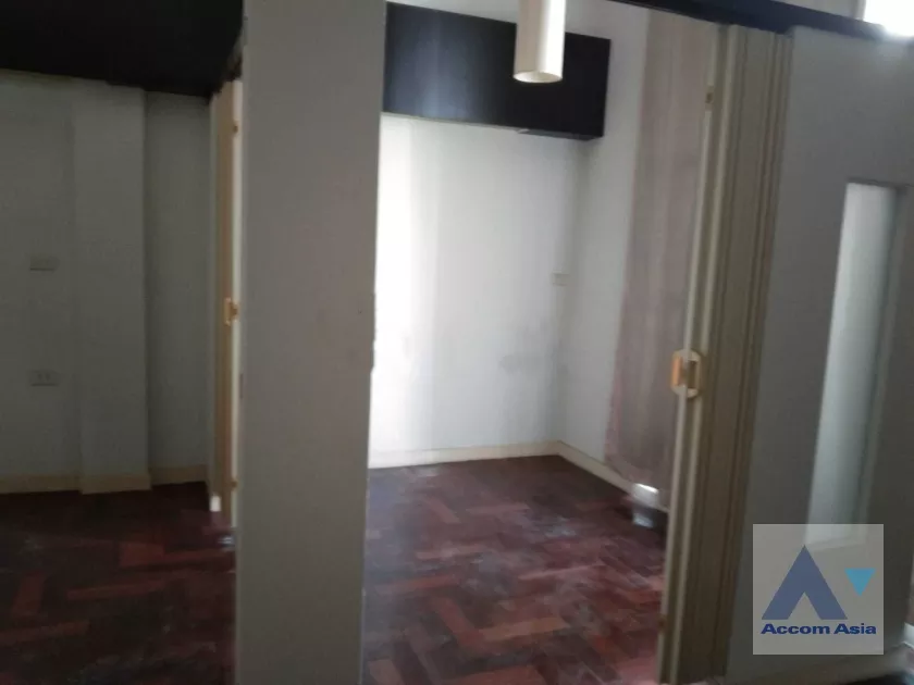 12  3 br House For Sale in Pattanakarn ,Bangkok ARL Hua Mak at House AA36391