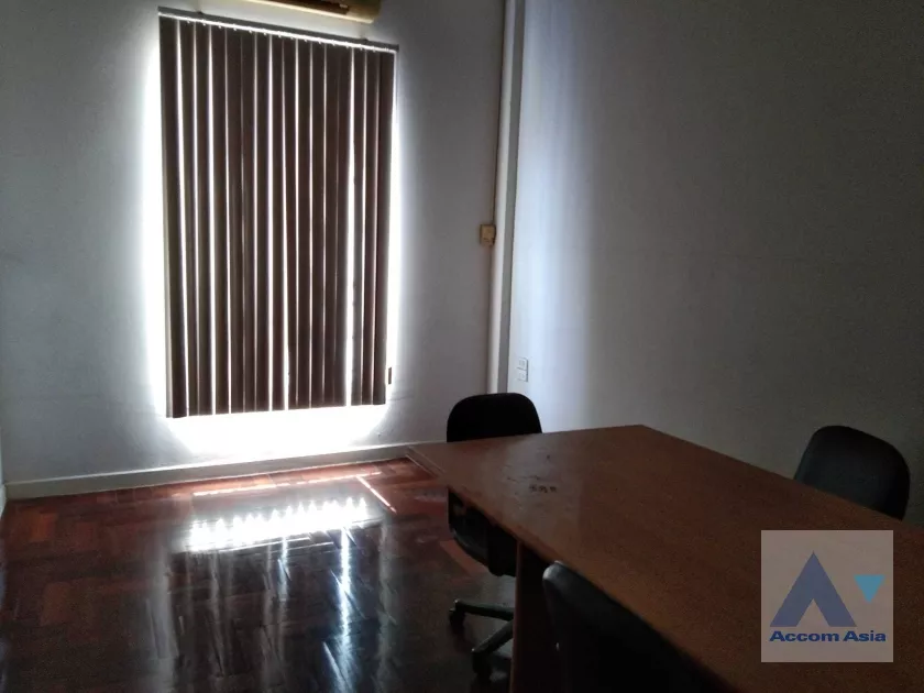 10  3 br House For Sale in Pattanakarn ,Bangkok ARL Hua Mak at House AA36391