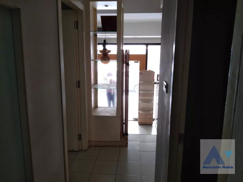  1  3 br House For Sale in Pattanakarn ,Bangkok ARL Hua Mak at House AA36391