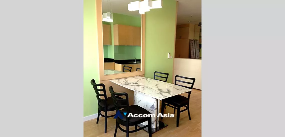 unitCorner Unit |  2 Bedrooms  Condominium For Rent & Sale in Charoen Nakhon, Bangkok  near BTS Krung Thon Buri (25061)