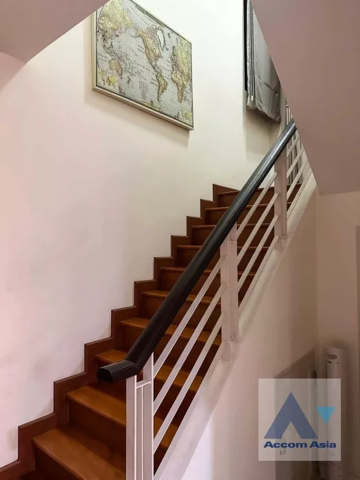 9  3 br House For Sale in Pattanakarn ,Bangkok BTS Udomsuk at House AA36394