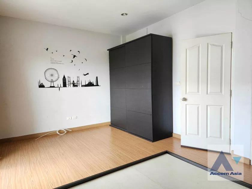 11  3 br House For Sale in Pattanakarn ,Bangkok  at House AA36397