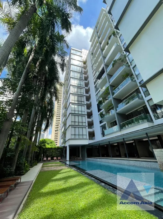  3 Bedrooms  Condominium For Rent in Sukhumvit, Bangkok  near BTS Asok - MRT Sukhumvit (AA36399)