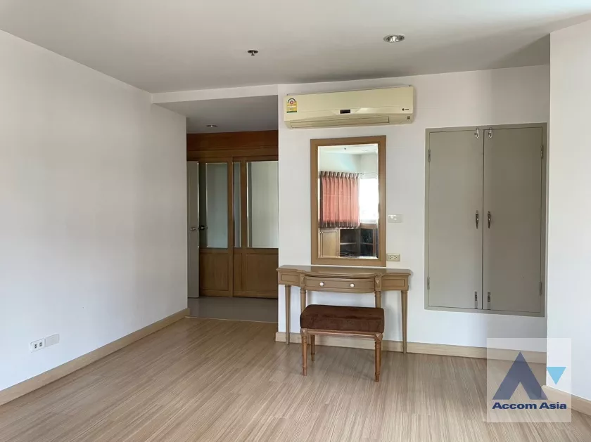 7  3 br Apartment For Rent in Sukhumvit ,Bangkok BTS Asok - MRT Sukhumvit at Private and Peaceful AA36405