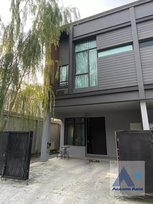  2  2 br Townhouse For Rent in Petchkasem ,Bangkok ARL Ban Thap Chang at Townhouse AA36406