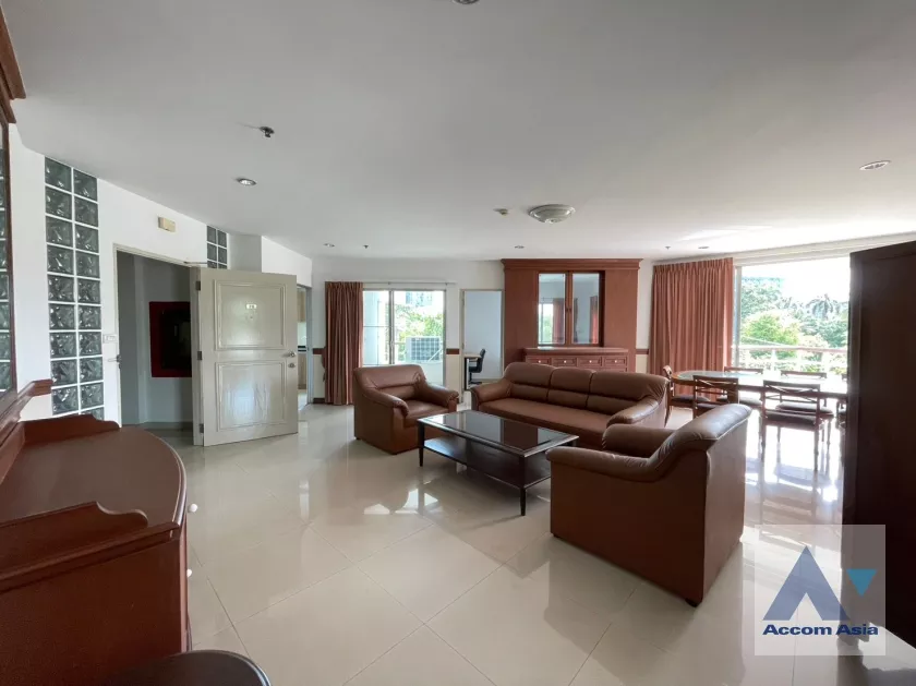  1  3 br Apartment For Rent in Sukhumvit ,Bangkok BTS Asok - MRT Sukhumvit at Private and Peaceful AA36407