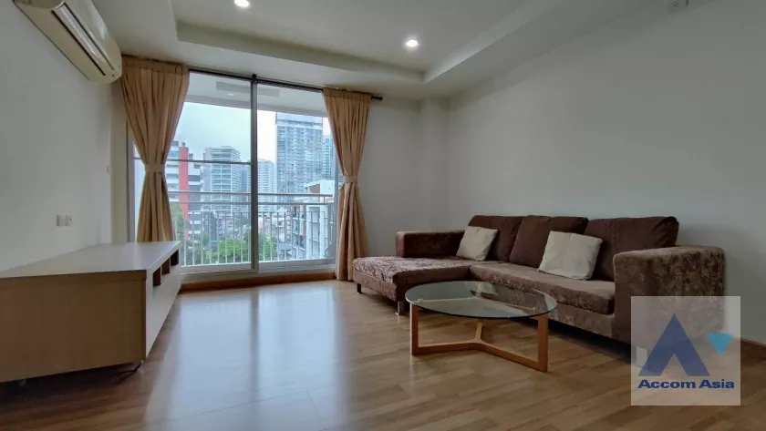  1  3 br Apartment For Rent in Sukhumvit ,Bangkok BTS Phrom Phong at Homely atmosphere AA36408