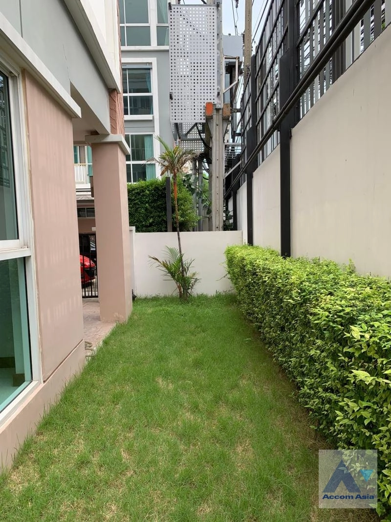 13  3 br Townhouse for rent and sale in Sathorn ,Bangkok BRT Nararam 3 at Cote Maison Rama 3 AA36411