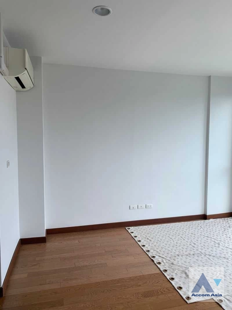 10  3 br Townhouse for rent and sale in Sathorn ,Bangkok BRT Nararam 3 at Cote Maison Rama 3 AA36411