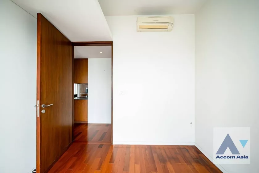 12  3 br Condominium For Rent in Ploenchit ,Bangkok BTS Ratchadamri at Hansar Residence AA36420