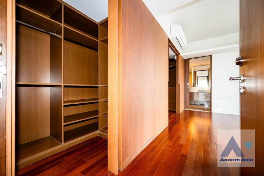 14  3 br Condominium For Rent in Ploenchit ,Bangkok BTS Ratchadamri at Hansar Residence AA36420